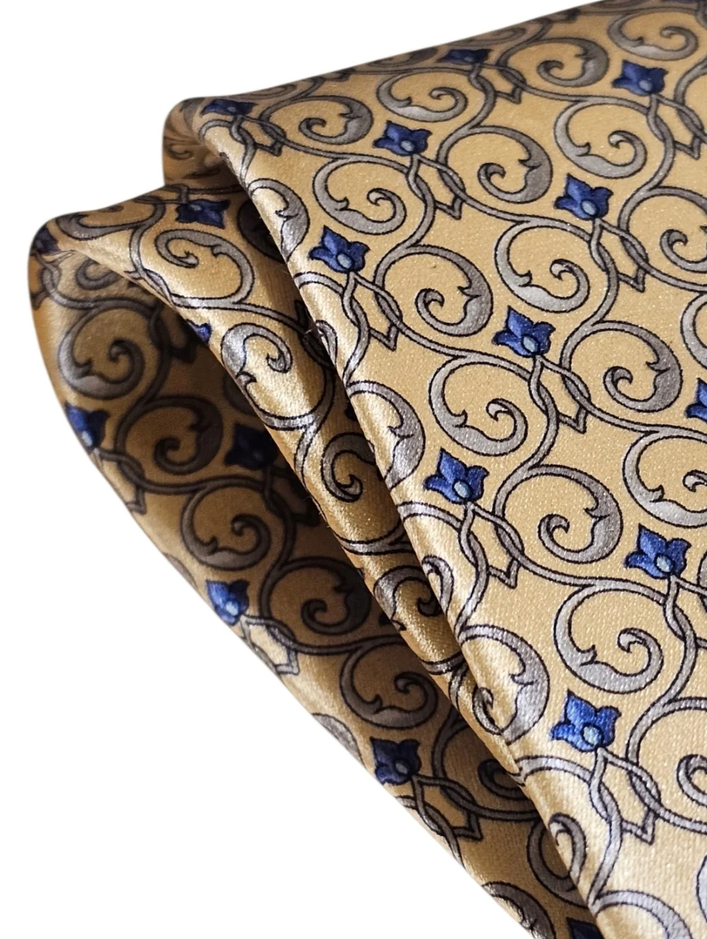 NINA RICCI TIE